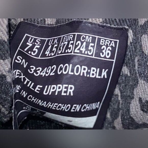 GentlyWorn BOBS Women's Black Canvas Shoes, Great for Everyday Casual & Outings - Picture 14 of 16